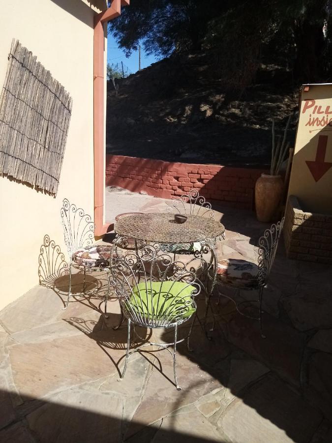 Larochelle Guesthouse Keetmanshoop Ngoại thất bức ảnh
